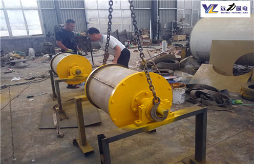 永磁磁選機(jī)，湖南rct永磁磁選機(jī)滾筒_鐵礦選礦湖南rct永磁磁選機(jī)滾筒磁場(chǎng)一般為多少_磁塊如何排列