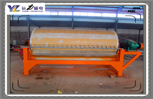 強(qiáng)磁磁選機(jī)，非金屬礦料中的機(jī)械鐵可以用強(qiáng)磁磁選機(jī)去掉_非金屬礦料中的機(jī)械鐵可以用強(qiáng)磁磁選機(jī)去掉報(bào)價(jià)及結(jié)構(gòu)_遠(yuǎn)力磁電廠家
