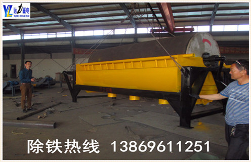 濕式磁選機(jī)，陜西濕式磁選機(jī)生產(chǎn)廠家_釩鈦鐵礦陜西濕式磁選機(jī)生產(chǎn)廠家型號(hào)參數(shù)及磁場(chǎng)強(qiáng)度