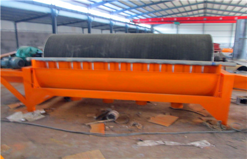 濕式磁選機(jī)，工業(yè)生產(chǎn)怎么能少得了全自動濕式磁選機(jī)_釩鈦鐵礦工業(yè)生產(chǎn)怎么能少得了全自動濕式磁選機(jī)型號參數(shù)及磁場強(qiáng)度