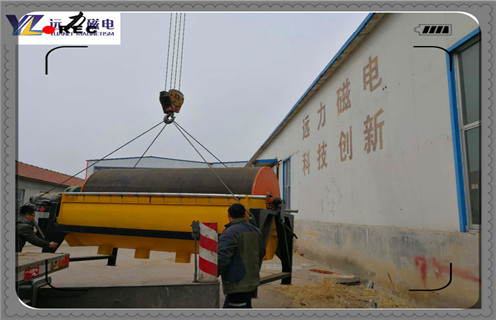 小型皮帶磁選機(jī)，小型皮帶磁選機(jī)生產(chǎn)技術(shù)不斷提升_輥式小型皮帶磁選機(jī)生產(chǎn)技術(shù)不斷提升_磁塊如何排列