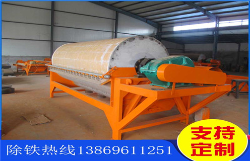 干式磁選機，江蘇干式磁選機廠家_江蘇干式磁選機廠家制作如何選鐵參數(shù)規(guī)格一般是多少_生產(chǎn)廠家