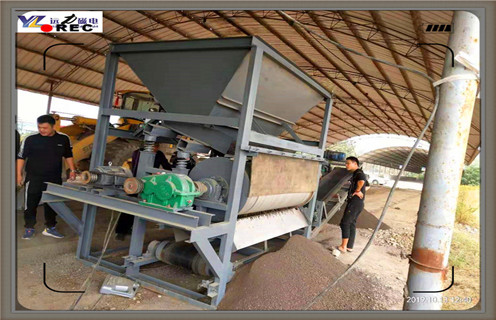 鐵礦磁選機(jī)，江蘇鐵礦磁選機(jī)多少錢1臺_江蘇鐵礦磁選機(jī)多少錢1臺如何選鐵參數(shù)規(guī)格一般是多少_生產(chǎn)廠家